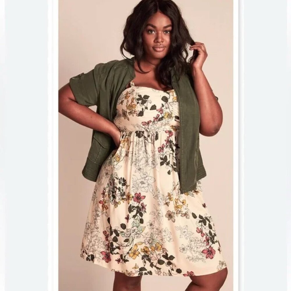 Torrid Cream Floral Print Challis Smocked Sweetheart Neck Sun Dress Size 00 M/L